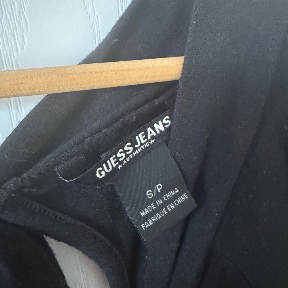 Guess top - Picture 6 of 6